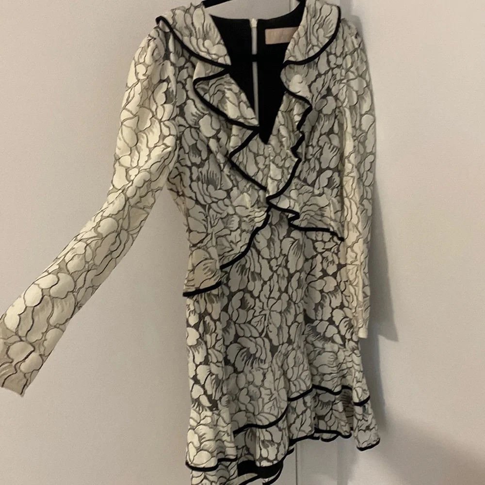 Dress - Picture 1 of 3
